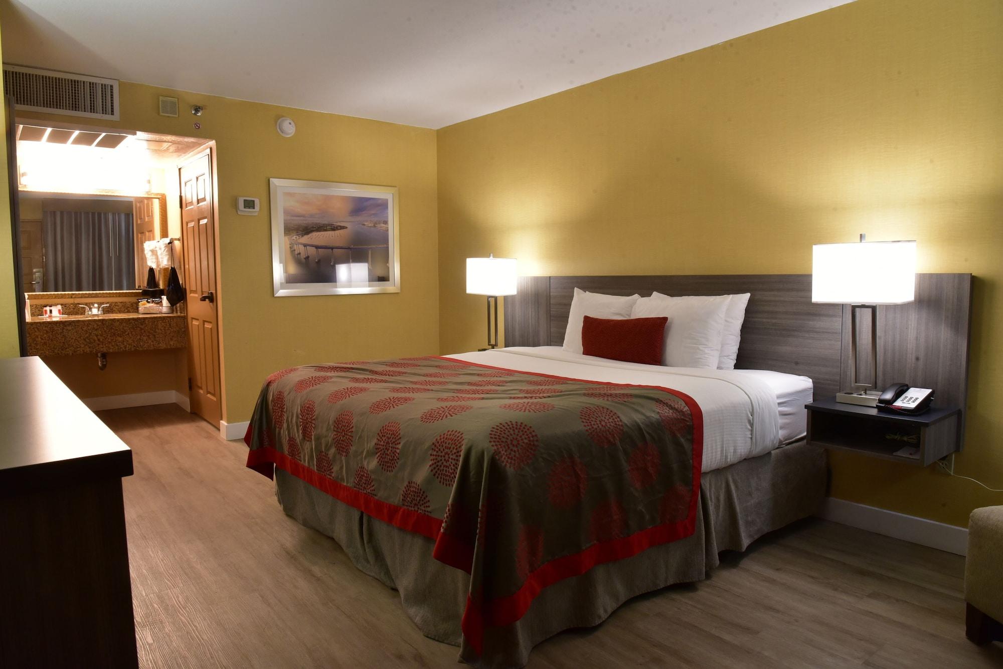 Ramada By Wyndham San Diego National City Ngoại thất bức ảnh