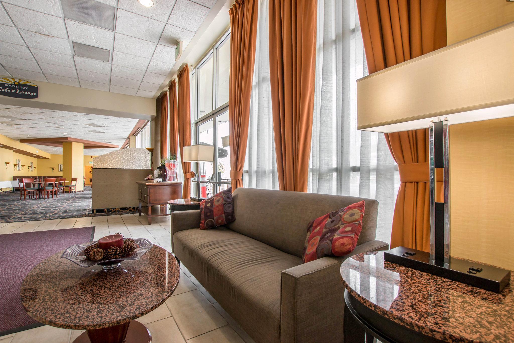 Ramada By Wyndham San Diego National City Ngoại thất bức ảnh