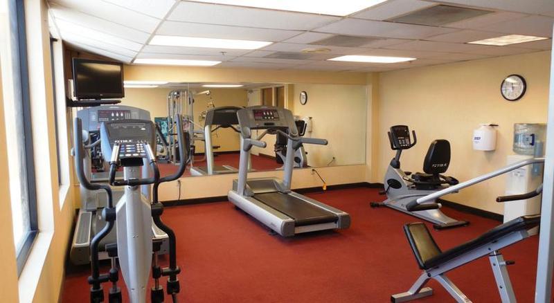 Ramada By Wyndham San Diego National City Ngoại thất bức ảnh